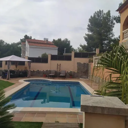 Beach Mountain Villa